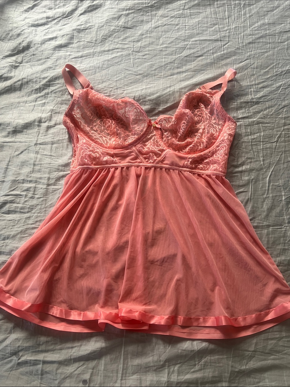 SHEER BABY DOLL CORAL NIGHTDRESS WITH LACE CUPS AND MESH SKIRT